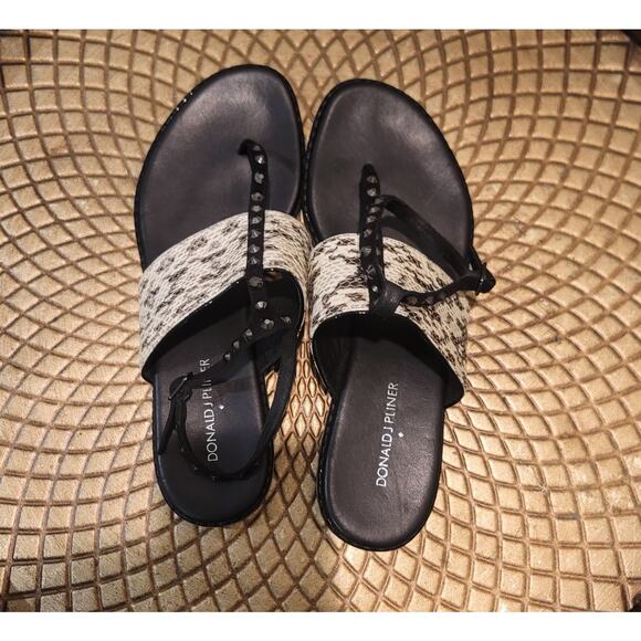 Donald J‎ Pliner Lacy Jeweled Ankle-Wrap Sandals Snake Bone/Black Leather 9 - Picture 6 of 10